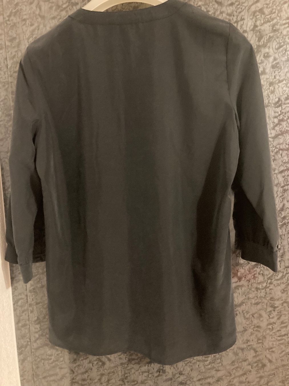 Comma Camicette: Comma Bluse Damen Gr. 36 schwarz neu – Nuovo (secondo la descrizione) da Dulliken venduto da gab_jdr2 1