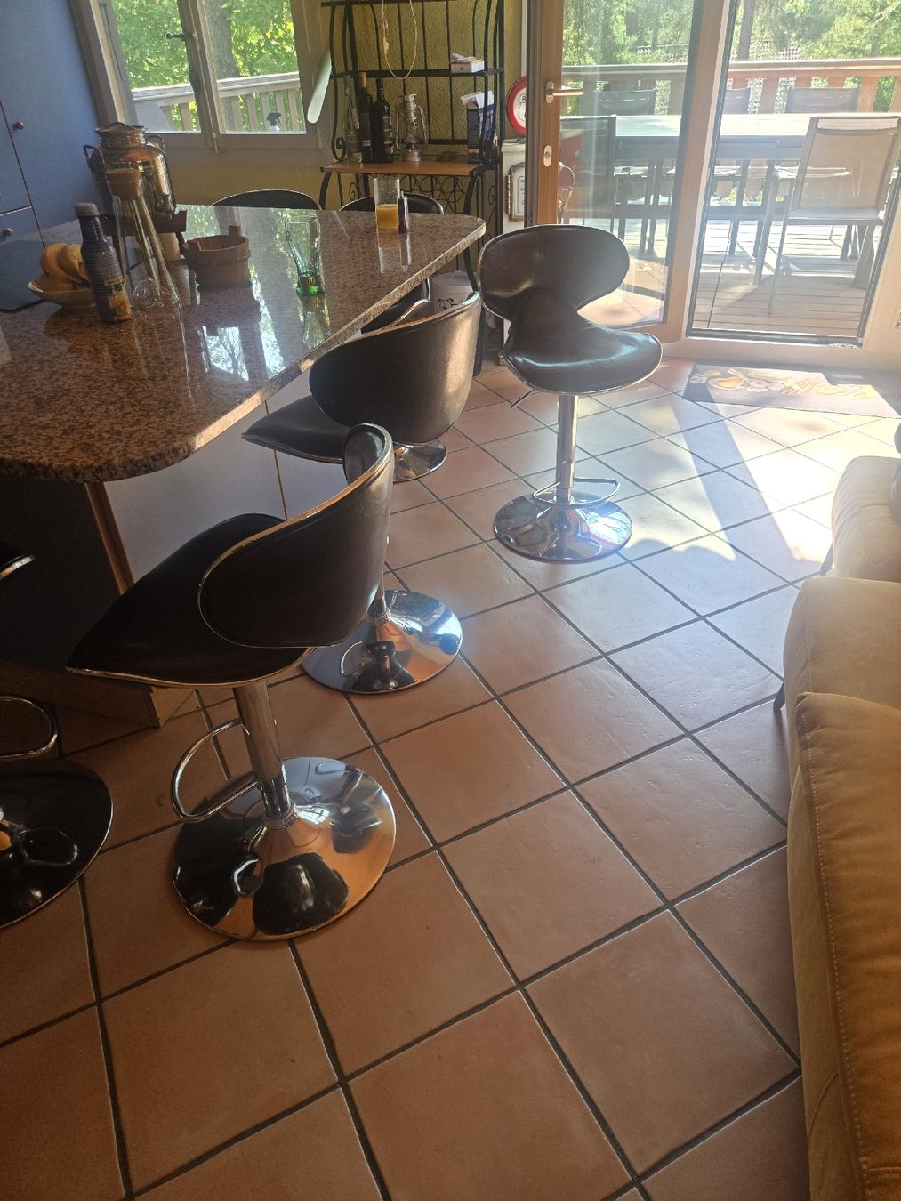 Hocker: Tabourets de bar noir réglable lot de 7 occasion – Gebraucht aus Chéserex von lau_scj6