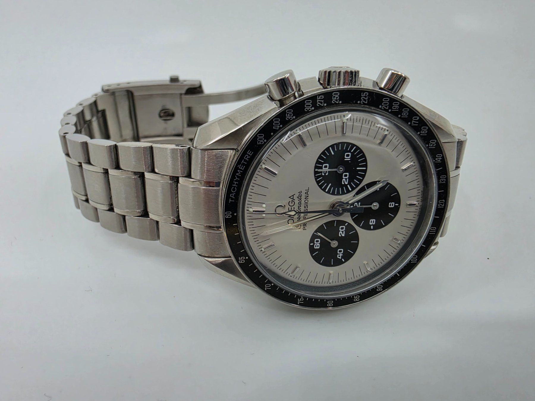 Omega Uhren: Omega Speedmaster Professional Moonwatch Original Mitsukoshi – Neu (gemäss Beschreibung) aus Luzern von aveno 1