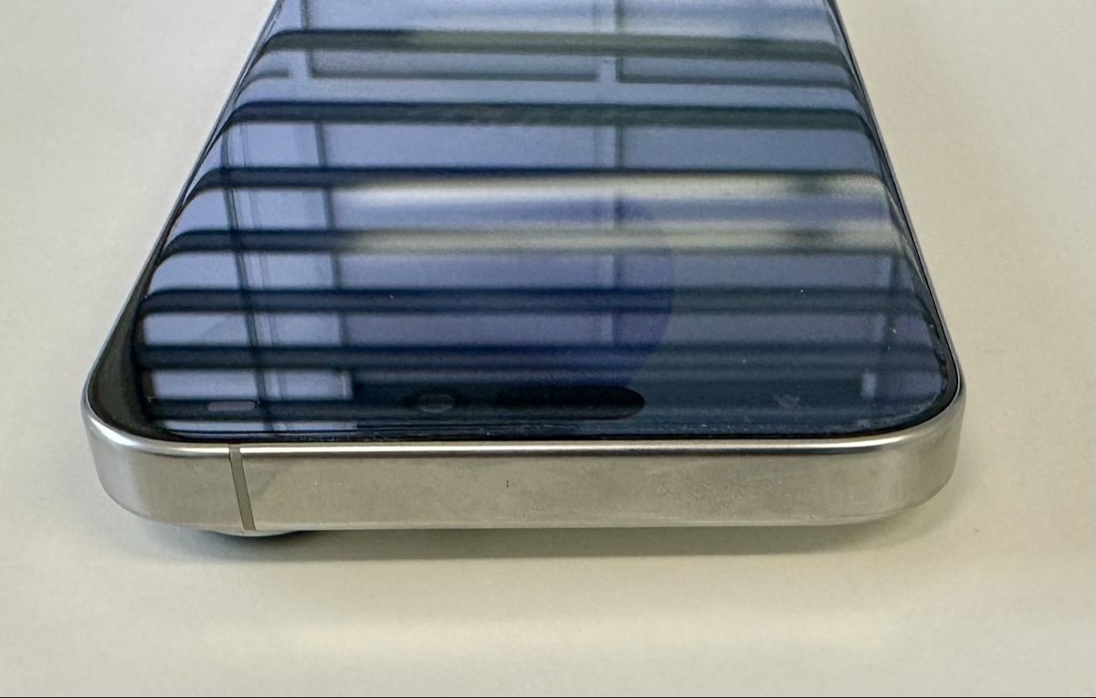Apple Telefoni cellulari / Smartphones: Apple iPhone 16 Pro Max 256GB White Titanium – Usato da Sirnach venduto da Swiss4403 4