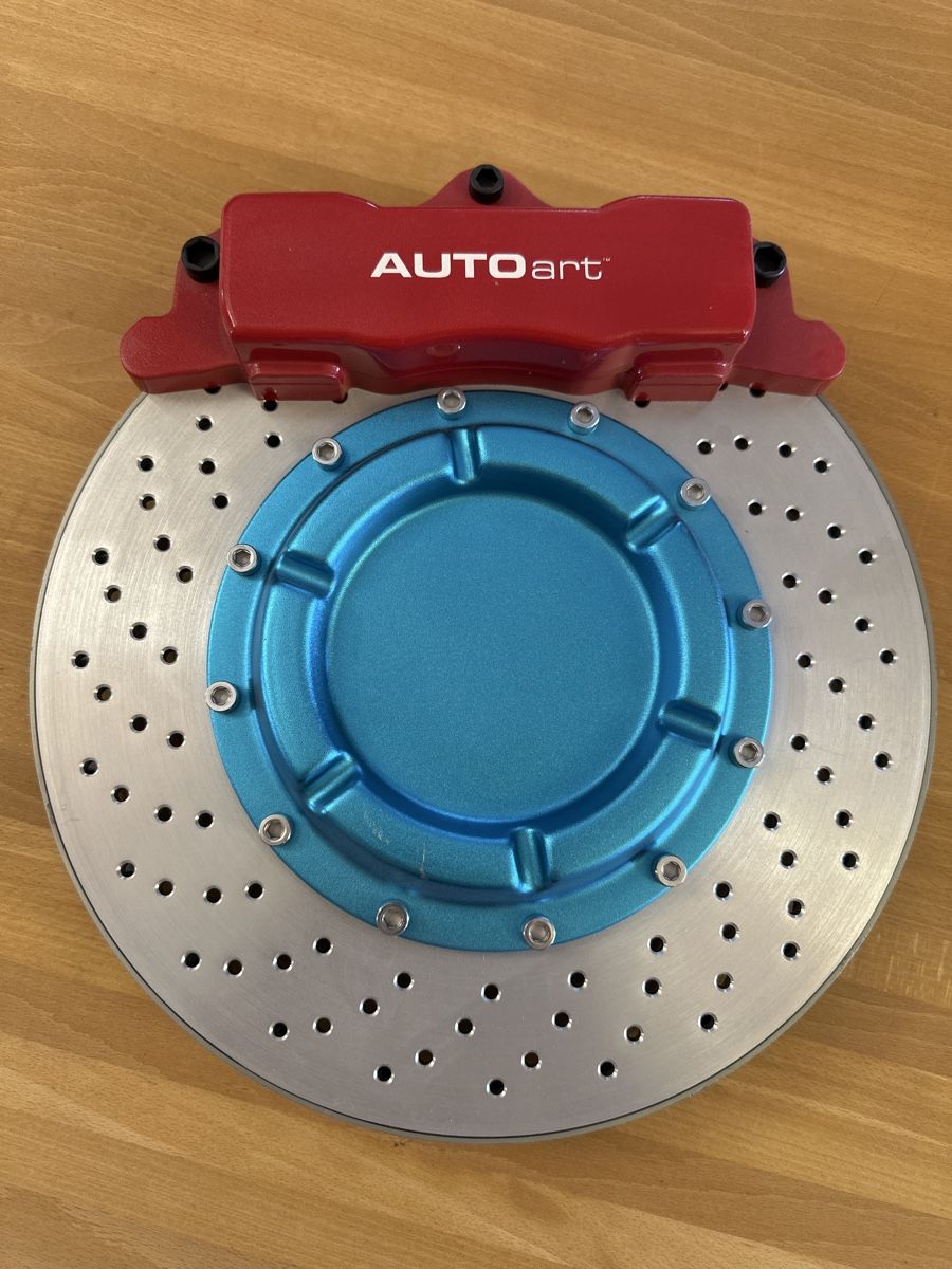 Autoart Modellini d'auto: Aschenbecher AutoArt Bremscheibe Modelauto – Nuovo (secondo la descrizione) da Galmiz venduto da Marcrs77