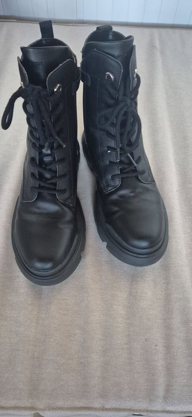 Geox Scarpe per ragazze: Geox Stiefeletten Gr 39 – Usato da Wittenbach venduto da elfe77rot 1