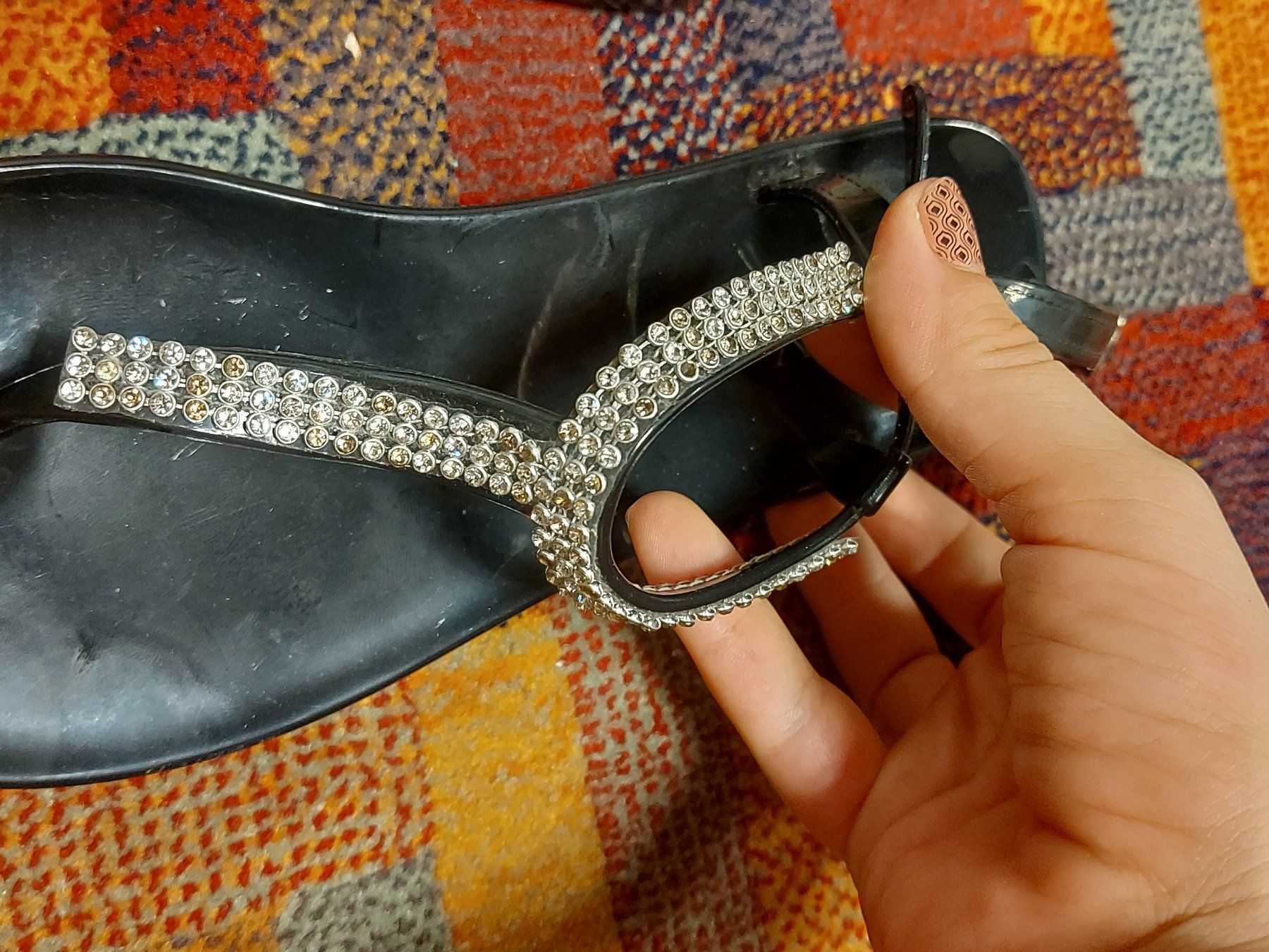Scarpe da donna: 37 sandali gummy e strass estate scarpe nere comode e belle – Usato da Coldrerio venduto da Addicted2Art 7