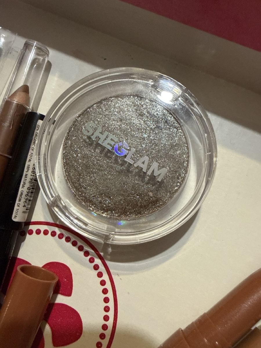 Make-up: Set maquillage 10p  – Nuovo (secondo la descrizione) da Lausanne venduto da Tounitz 1