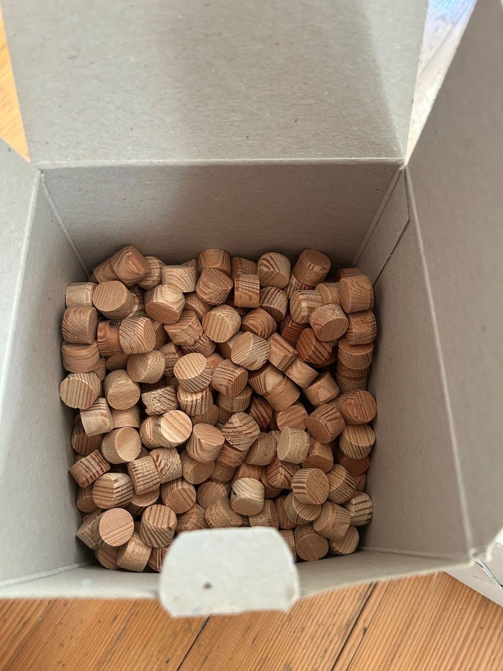 Articoli in legno: Holzzapfen – Usato da Aarau venduto da Tanichtis01 4