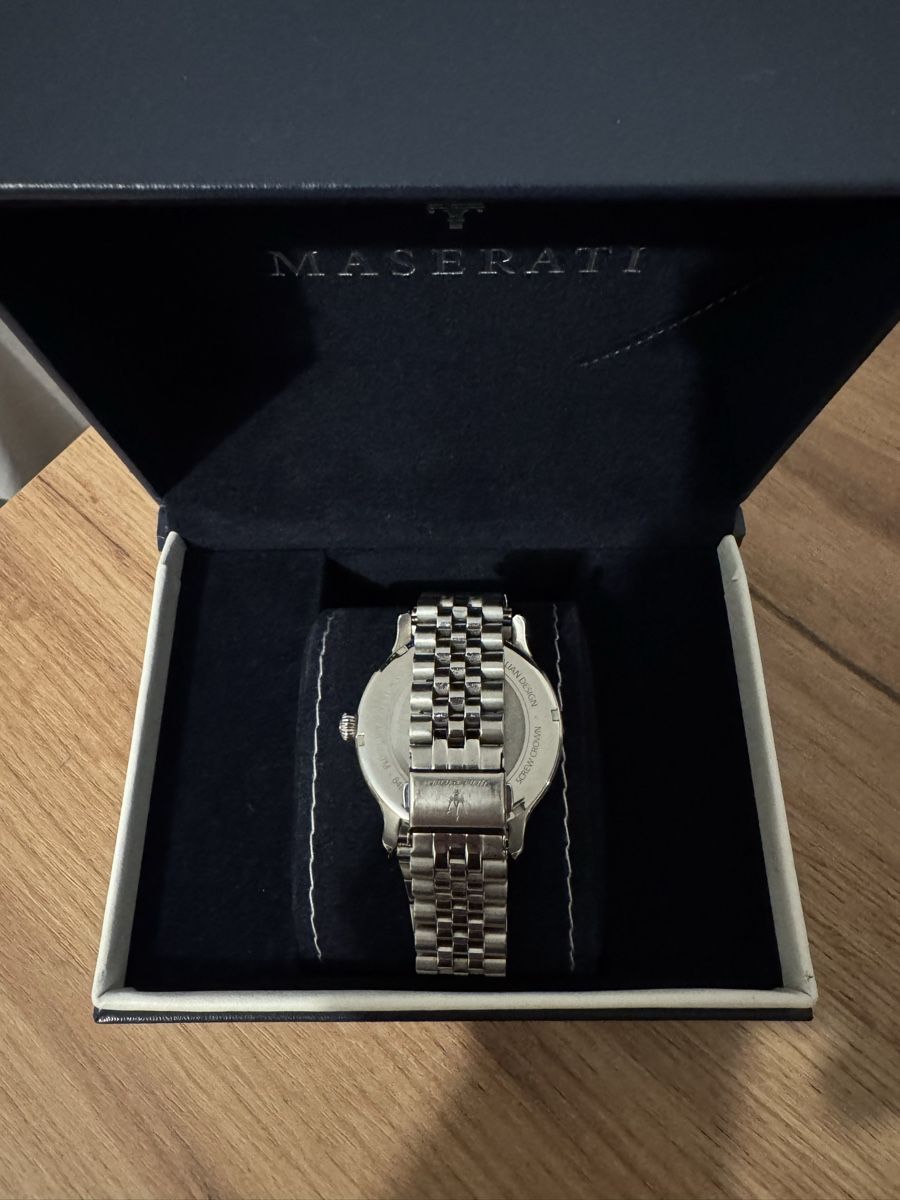 Maserati Orologi: Maserati EPOCA 42mm, Herrenuhr – Nuovo (secondo la descrizione) da Schaffhausen venduto da blerim.m17 3