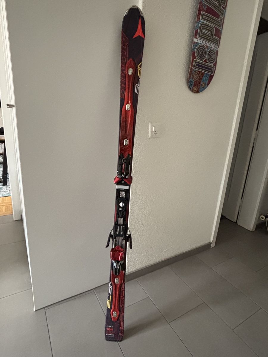 Atomic Sci: Atomic aerofelx 164cm ski – Usato da Bern venduto da Akahager