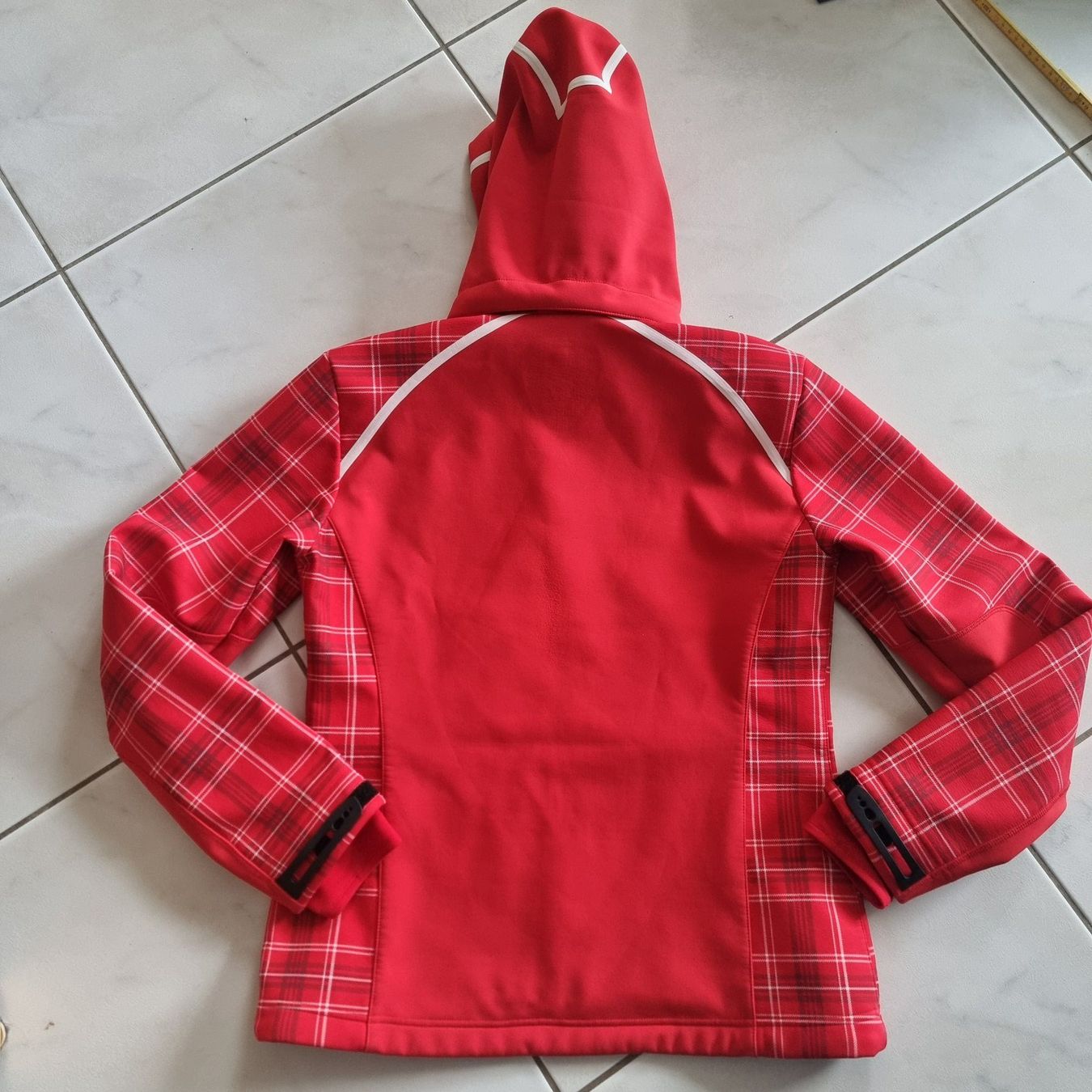Odlo Giacche: Super Suisse-Odlo Damen Softshell Jacke Gr. M, Windproof – Usato da Arth venduto da Africa44 4