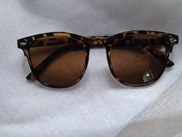 Trendige Sonnenbrille im Leo-Look für den Sommer!