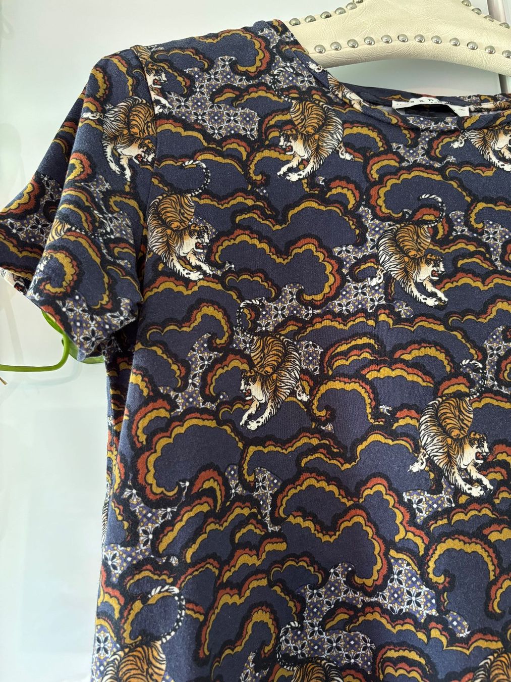 Sandro T-shirt: SANDRO PARIS Tiger Shirt – Usato da Zürich venduto da missmodernage 1
