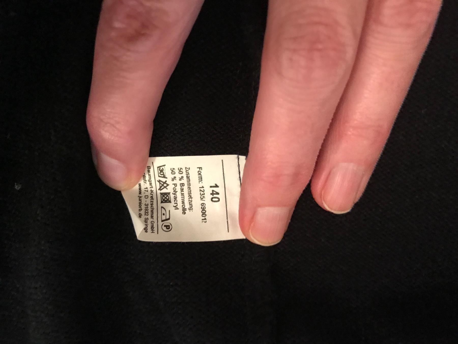 Jacken & Mäntel: Strickjäckchen schwarz Gr. 140 – Gebraucht aus Mauren von SB1606 2