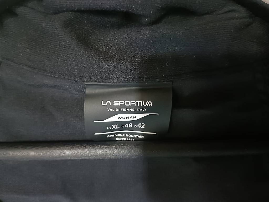 La Sportiva Vestes: La Sportiva Sciora Jacket Damen Grösse 42 – D'occasion à Richigen par flv.krbs 2
