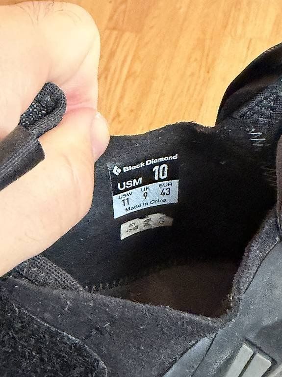 Black Diamond Scarpe da uomo: Black Diamond Shadow Climbing Shoes – Nuovo (secondo la descrizione) da Zürich venduto da t_and 2