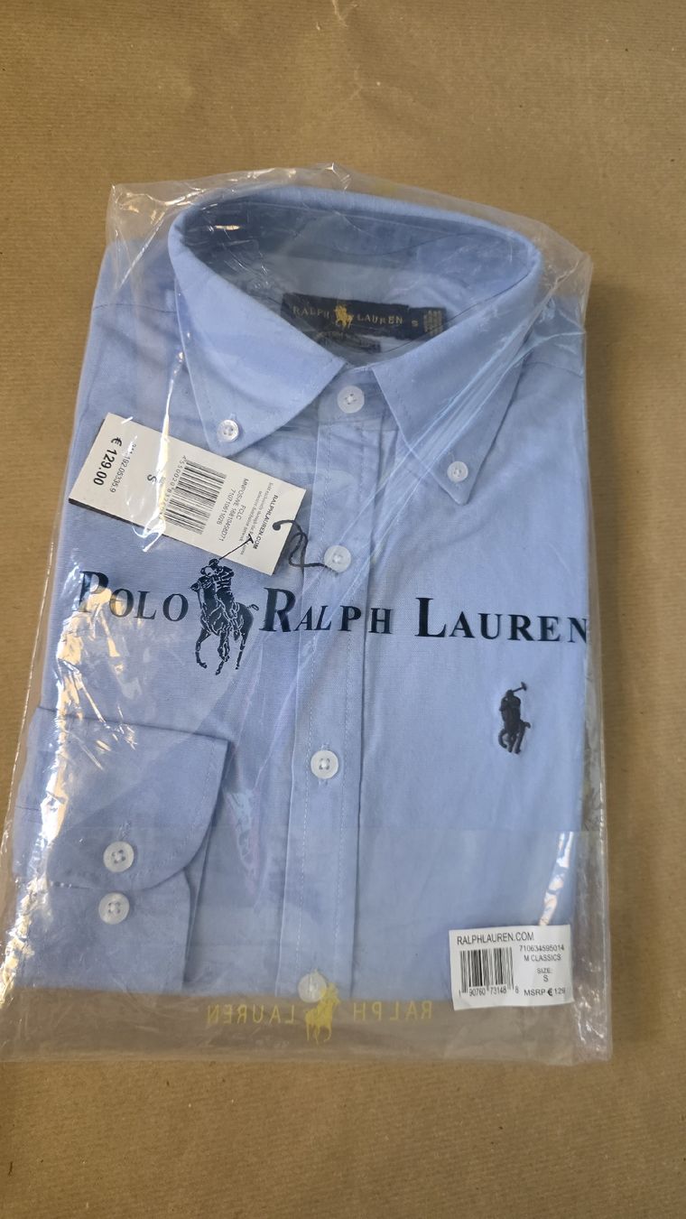 Ralph Lauren Chemises: RL Polo Hemden neu & originalverpackt, Grösse S – Neuf avec emballage d'origine à Nürensdorf par mob_v52r 1
