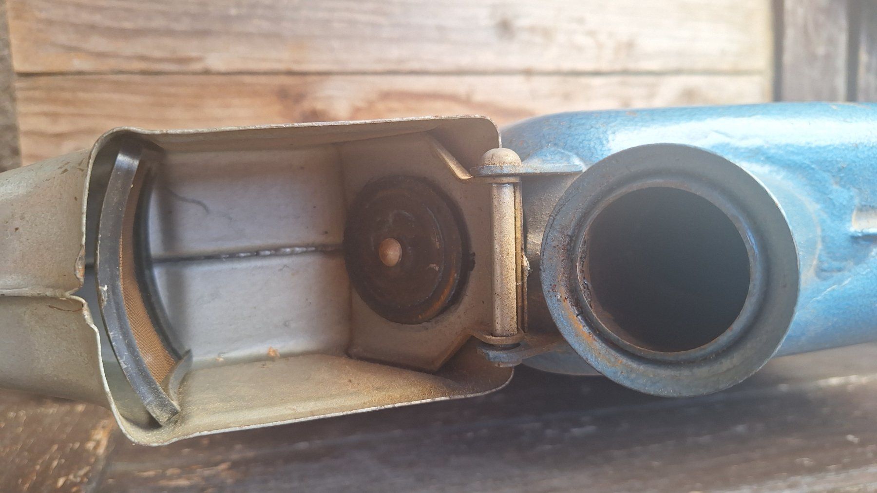 Benzinkanister: Scheunenfund  Vintage Benzinkanister – Gebraucht aus Arlesheim von shopradl 5