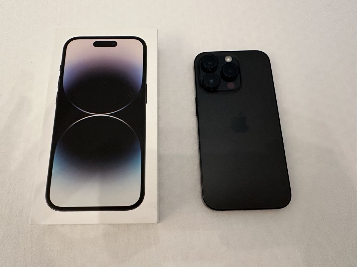 Apple Telefoni cellulari / Smartphones: Apple iPhone 14 Pro 128 GB Space Black / Full Set – Usato da Pfäffikon SZ venduto da kev_c9q6 7