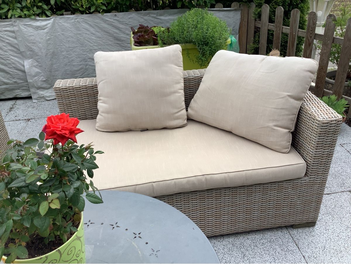 Sedie a sdraio: Lounge mit Kissen – Usato da Veltheim AG venduto da mollilove 1