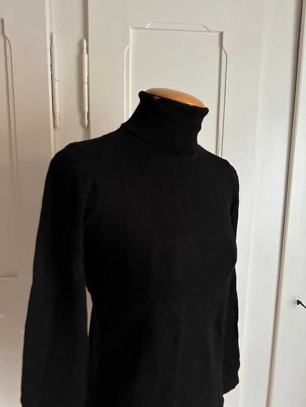 Pulls & Sweat-shirts: SOYACONCEPT - Feinstrick Rollkragenpullover schwarz S – D'occasion à Zürich par Diazaio 1