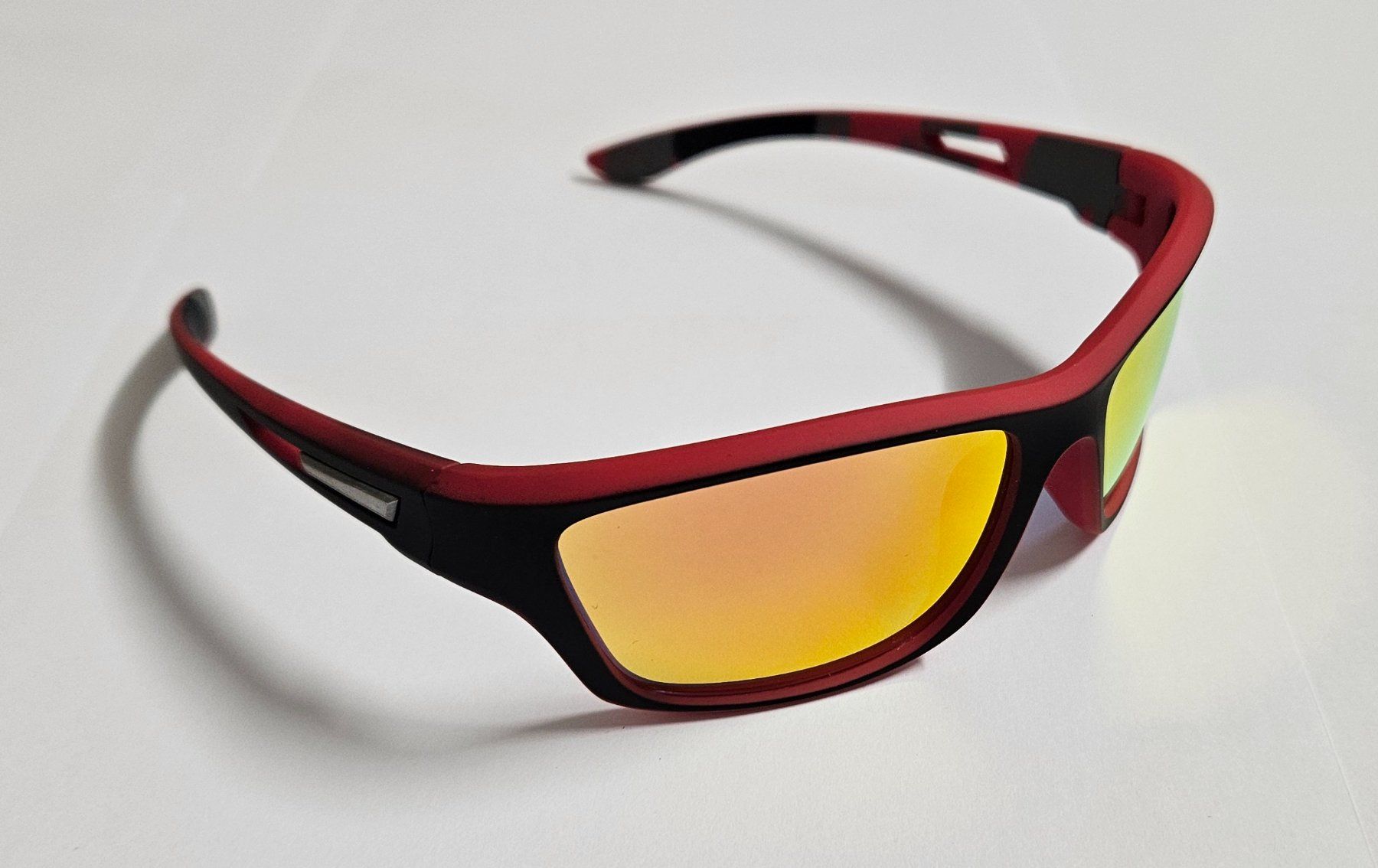 Occhiali & Lenti: Sportliche Herren Sonnenbrille – Nuovo (secondo la descrizione) da Kreuzlingen venduto da RahMal