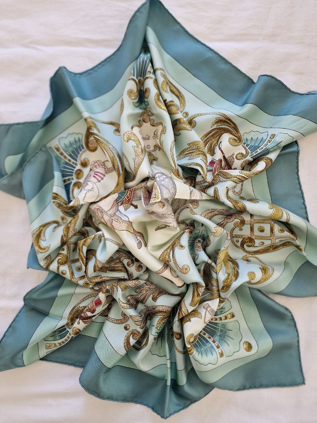 Hermès Foulards & écharpes: Carré Hermès – Neuf (Voir description) à St. Niklausen LU par wishbonerfb 6