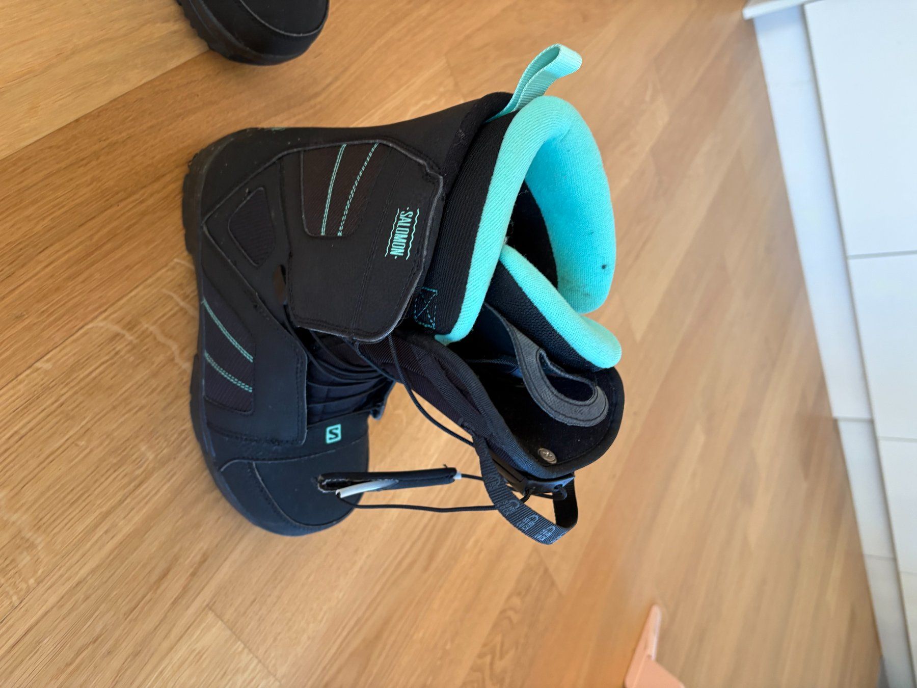 Salomon Scarpe da donna: Snowboardboots – Usato da Zürich venduto da iza_8jwv 2