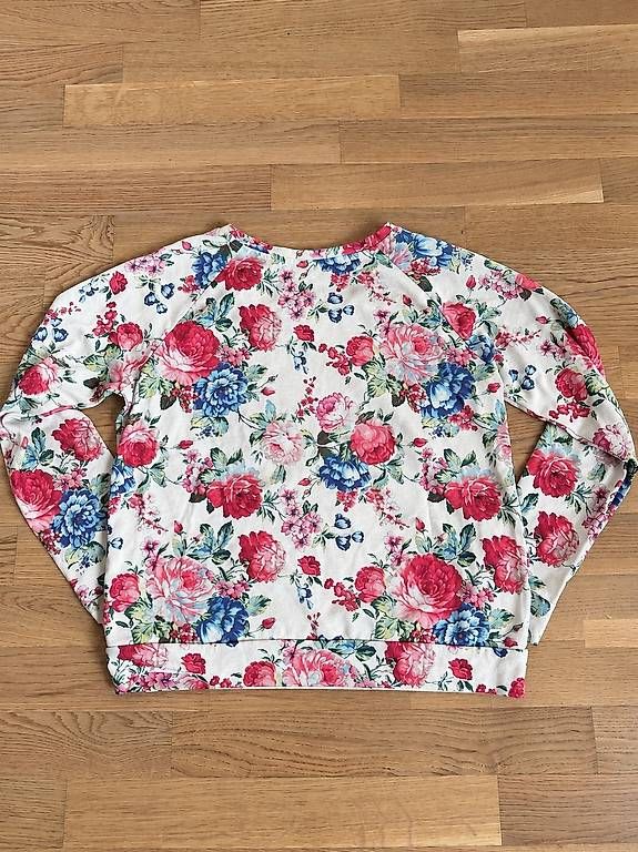 Maglioni & Felpe: Sweatshirt - Gr. M - Blumenprint – Usato da Effretikon venduto da alicebrunner 1