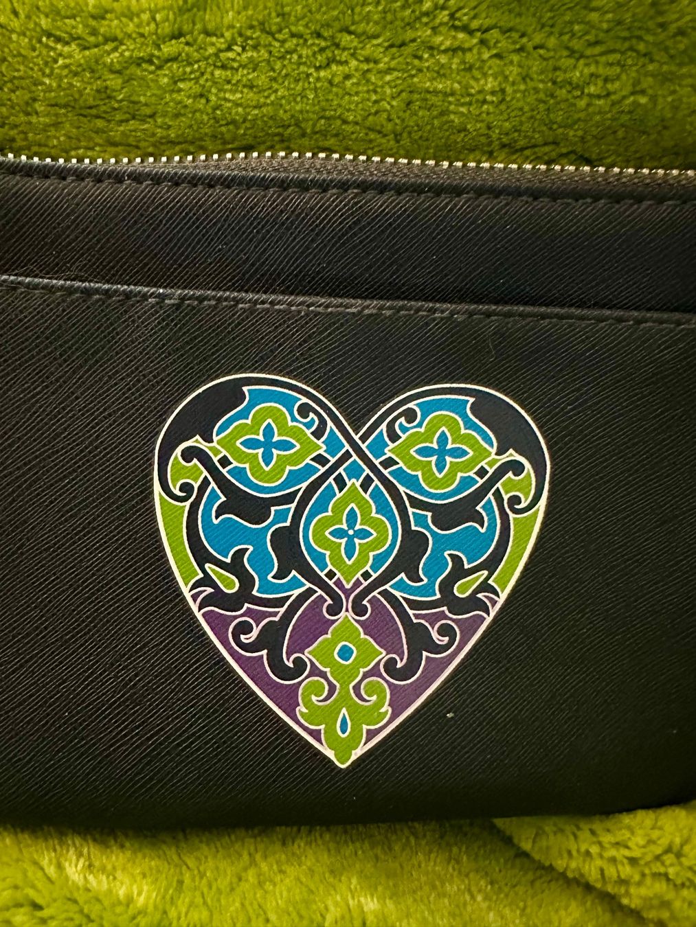 Taschen für Damen: HANDYTASCHE – Neu und originalverpackt aus Spreitenbach von Jessy8 1