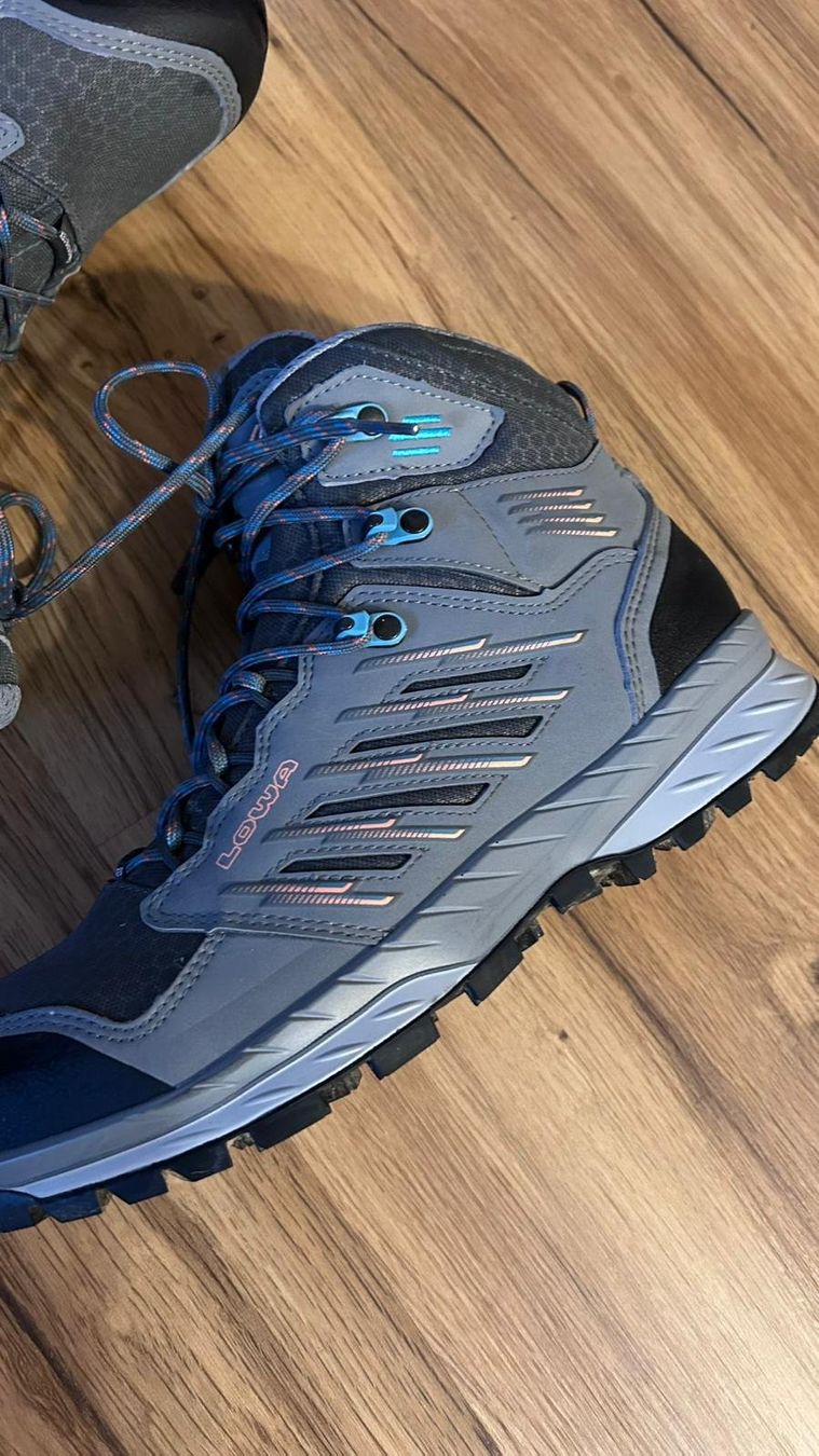 Lowa Scarpe da donna: Lowa Wanderschuh – Usato da Seengen venduto da nad_cn92 1