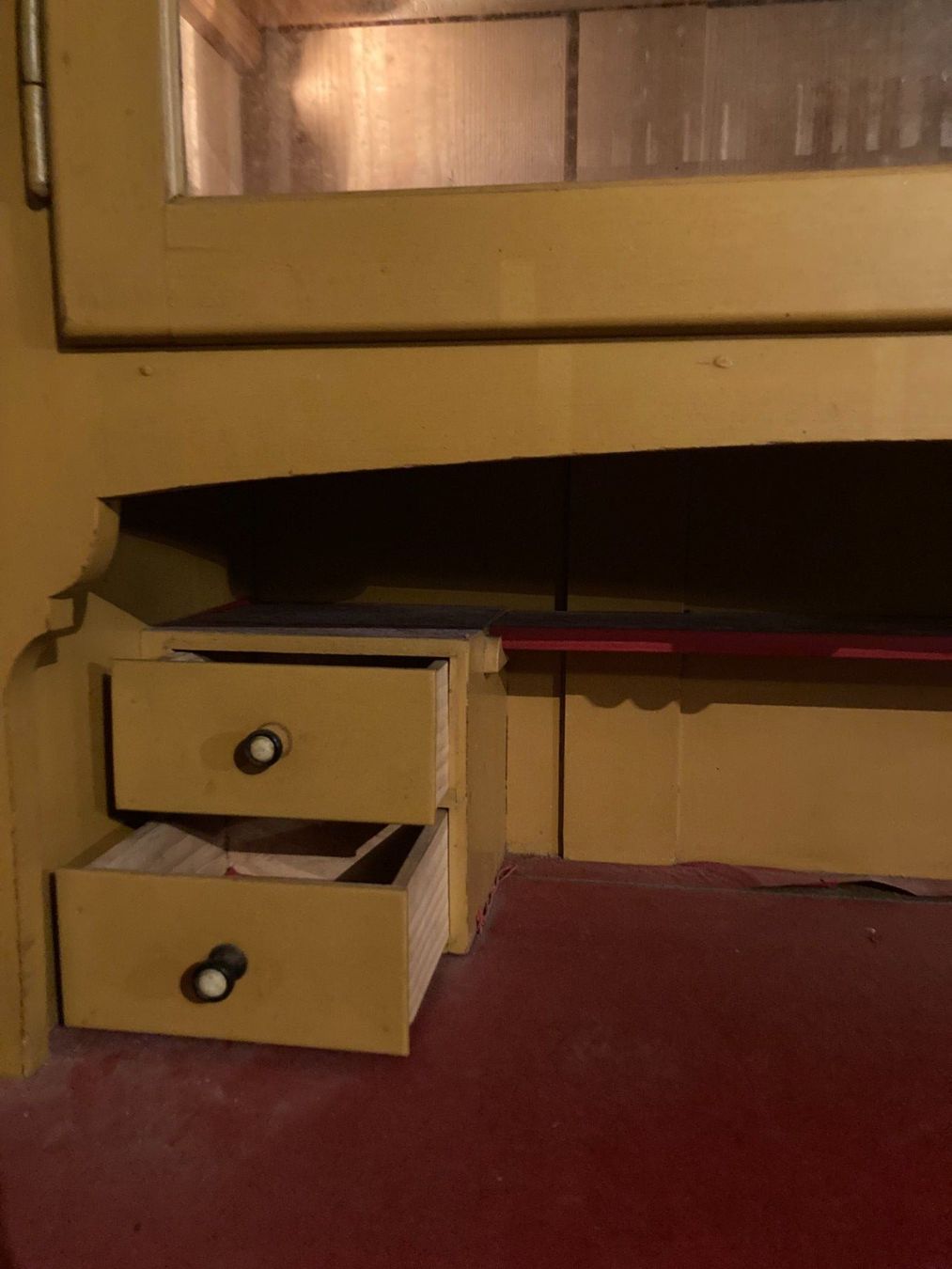 Schränke: Alter wunderschöner Küchenschrank – Gebraucht aus Spiez von crew7 1