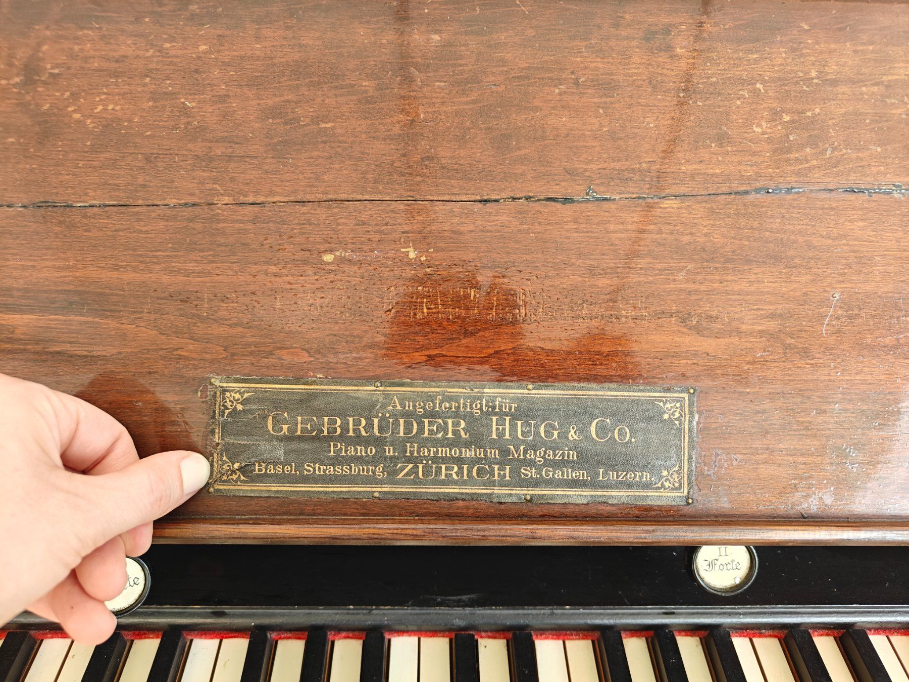 Strumenti musicali: Antikes Harmonium (Gebrüder Hug & Co) – Usato da Luzern venduto da osw_952s 1