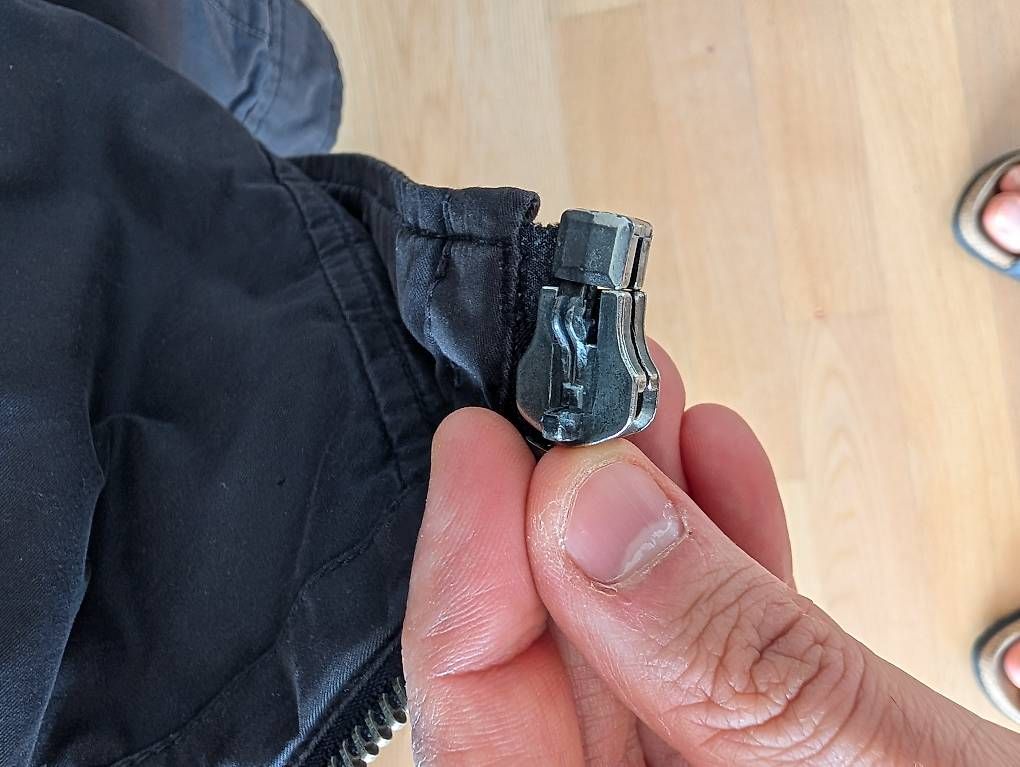 Giacche: Veste Chevignon – Usato da Neuchâtel venduto da riv_j7c8 3