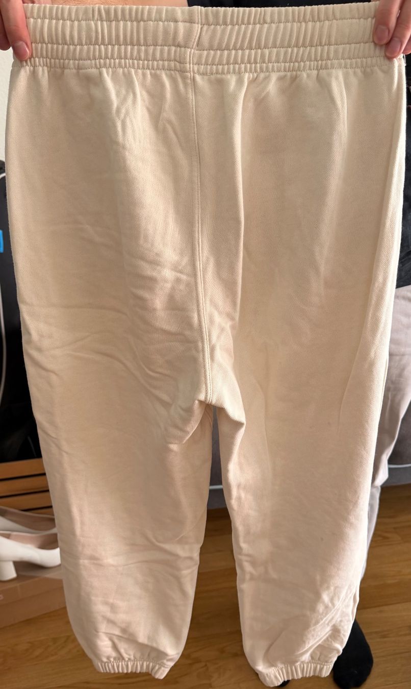 Pantaloni: Jogginghose beige von BEEYOND – Usato da Basel venduto da annakati 1