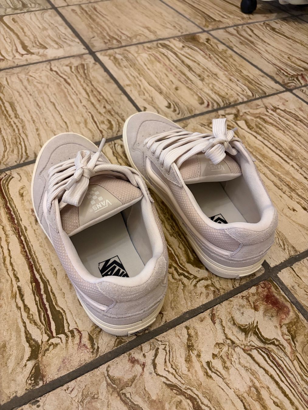Vans Herrenschuhe: VANS Sneaker low beige Gr. 43 – Neu (gemäss Beschreibung) aus Allschwil von kChange 2