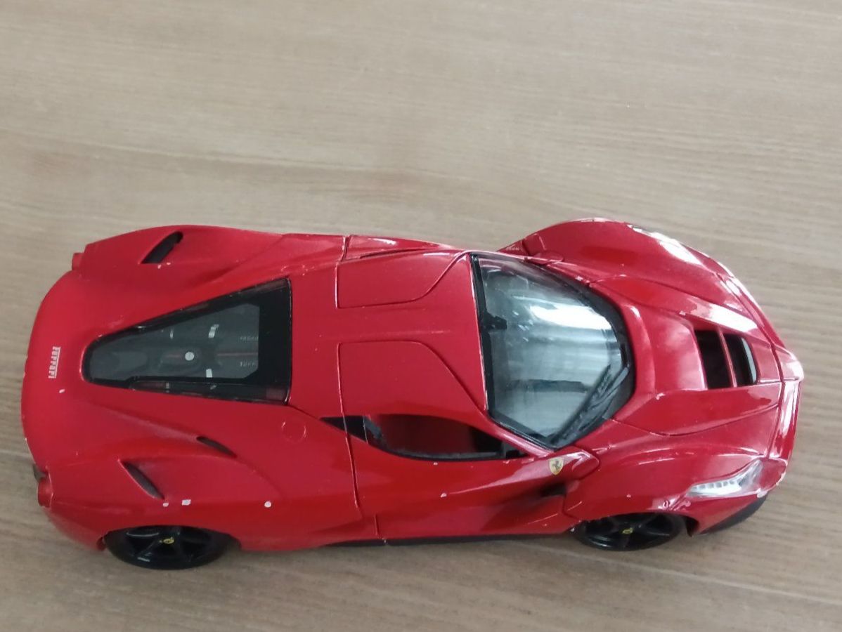 Giocattoli: Ferrari "LaFerrari" – Usato da Madiswil venduto da Power079 4
