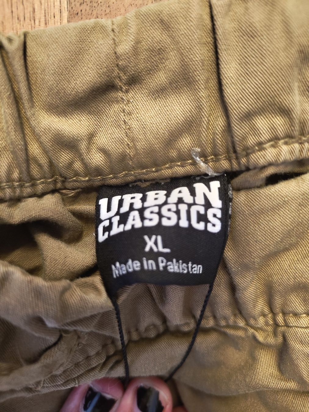 Pantaloni: Urban Classics kurze hose grösse XL – Usato da Büren SO venduto da der_r6dg 1