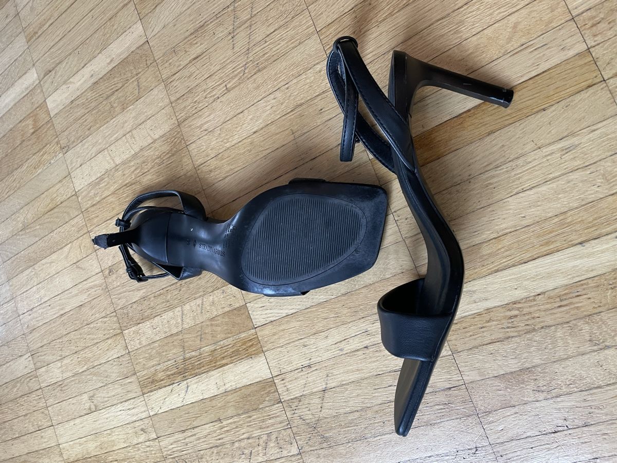 Stradivarius Scarpe da donna: Pumps Stradivarius Gr 38 – Usato da Ebmatingen venduto da Reva-Sue 2