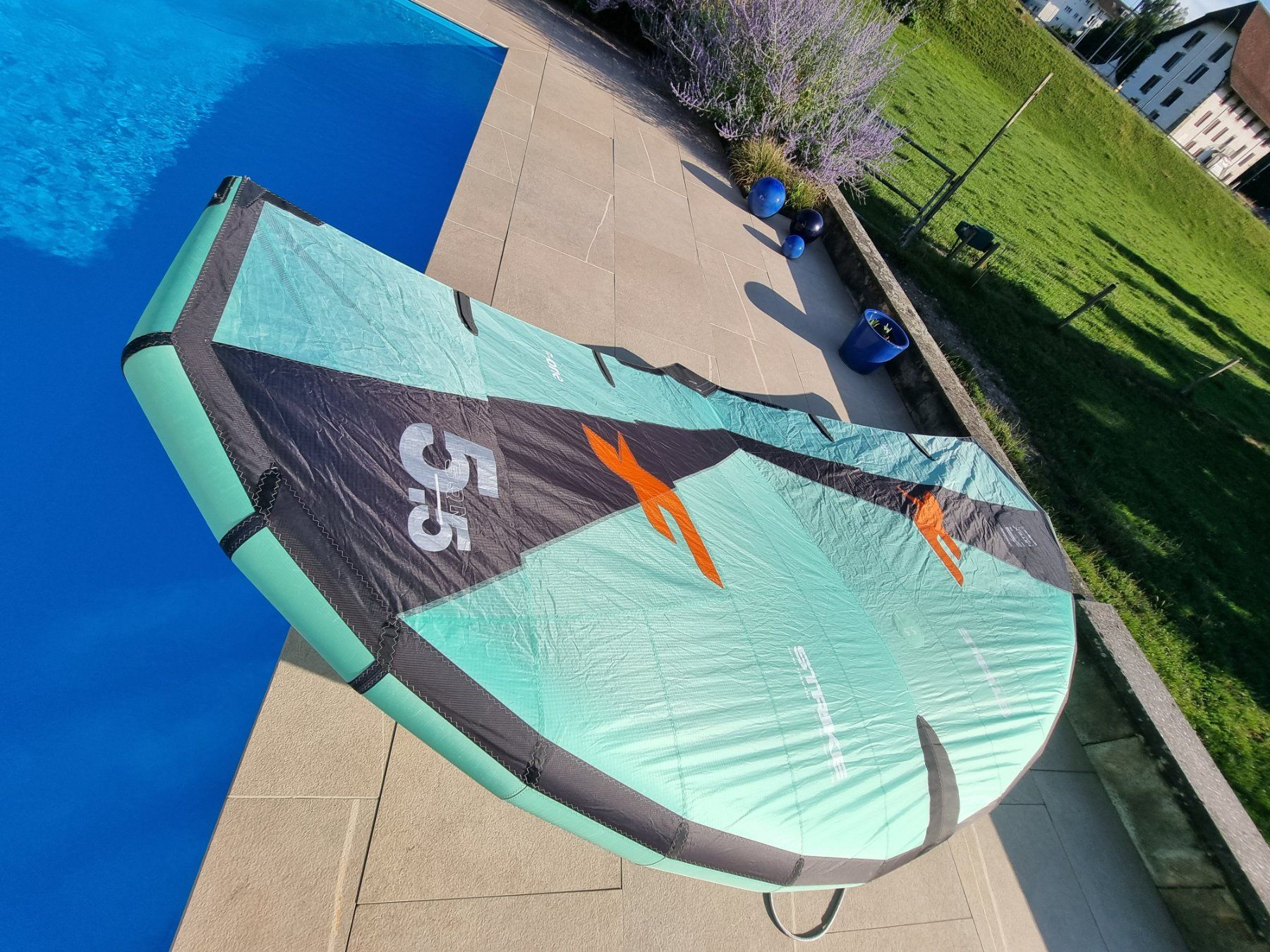 Surf: F-One STRIKE V4 5.5 MINT / ONYX – Usato da Arosa venduto da Fara8 1