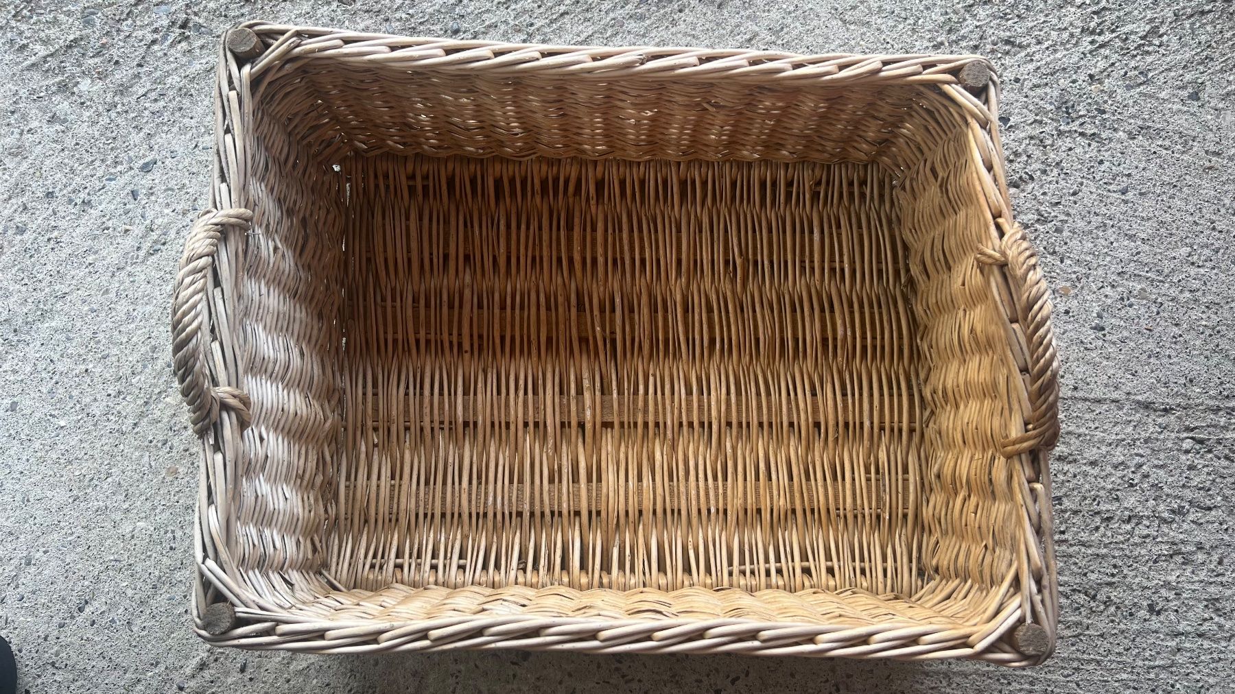 Autres articles pour la maison: Vintage Weidekorb mit Griffen – D'occasion à Schübelbach par Dolly990_2