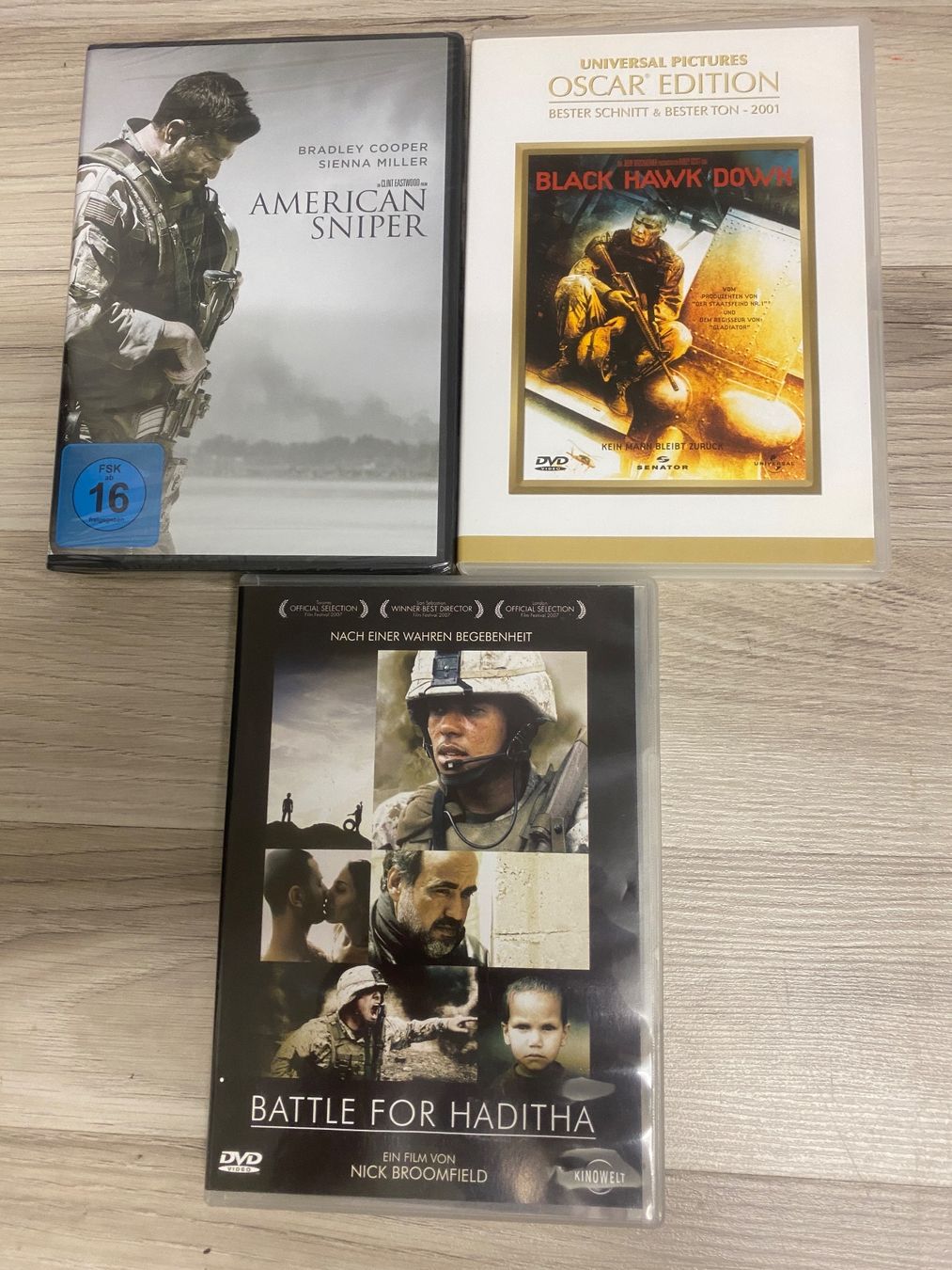 Tutti i DVDs: 3er DVD-Set: American Sniper(NEU), Black Hawk Down, Haditha – Usato da Zürich venduto da Kloeschen78