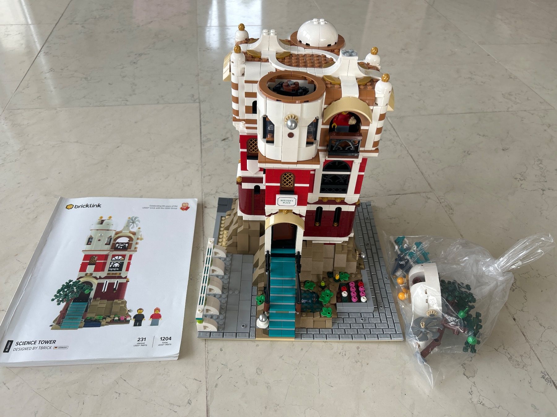Lego Kit di costruzioni: LEGO MOC 2x Bricklink Science Tower +40526Electric Scooters – Usato da Uetikon am See venduto da Kirb82 1