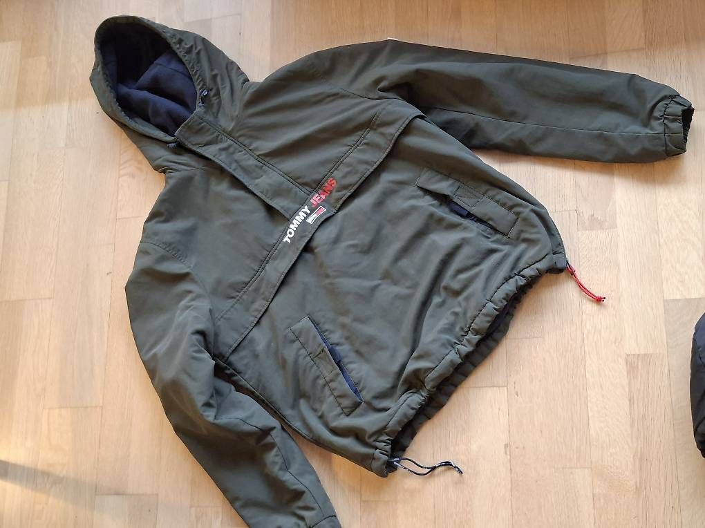 Giacche: Winter Jacke Grösse M Herren Tommy Hilfiger  – Usato da heitenried venduto da Jeanmariebou