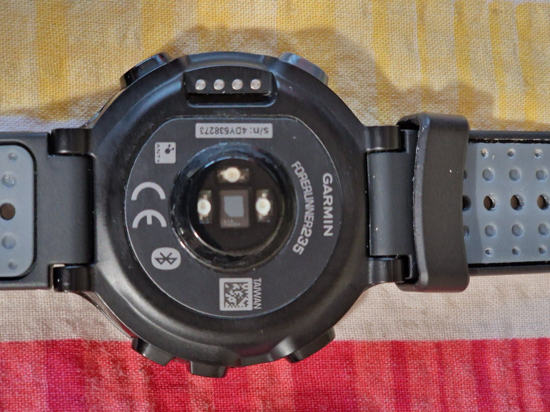 Garmin Smartwatch: Garmin Forerunner 235 – Gebraucht aus Aesch BL von  1