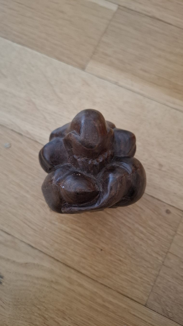 Sculture & Statue: Vintage Holzfigur, Weinender Buddha oder Yogi-Mann – Usato da Martigny venduto da Marleneg87 3
