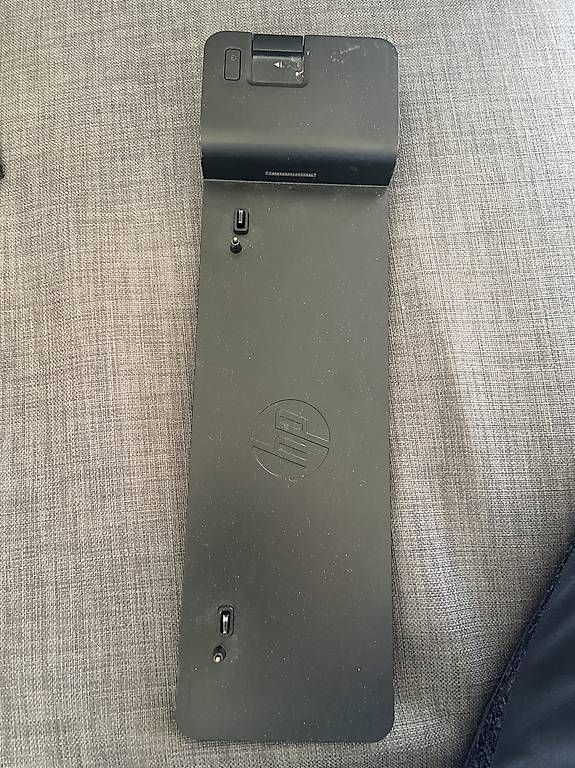 Hewlett Packard Docking station: HP docking station – Usato da Basel venduto da vla_6zt2