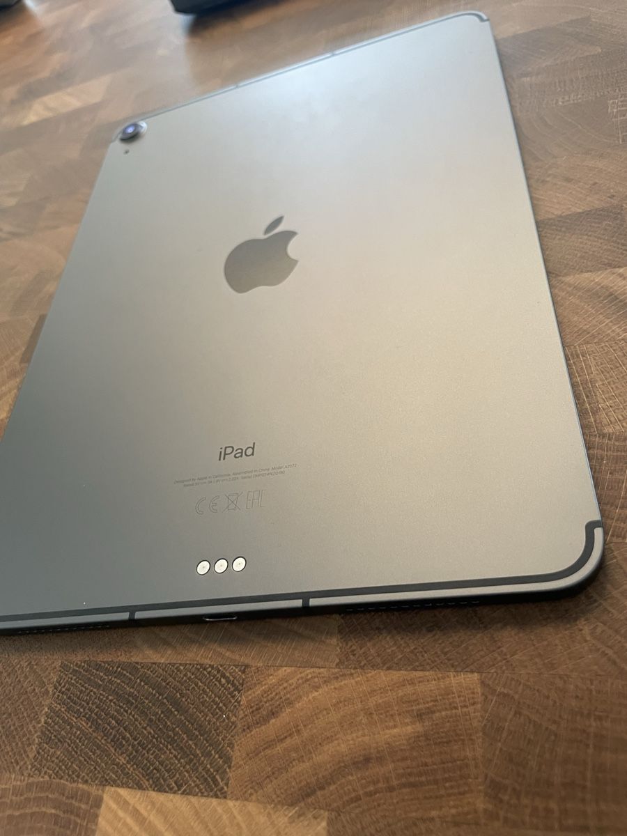 Apple Tablet PC: Ipad Air – Nuovo (secondo la descrizione) da Kriens venduto da v.kara 2