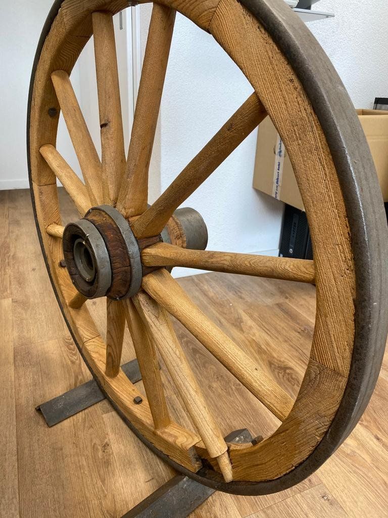 Hocker: Barhocker, Wagenrad – Gebraucht aus Niederwil von fordrolf 4