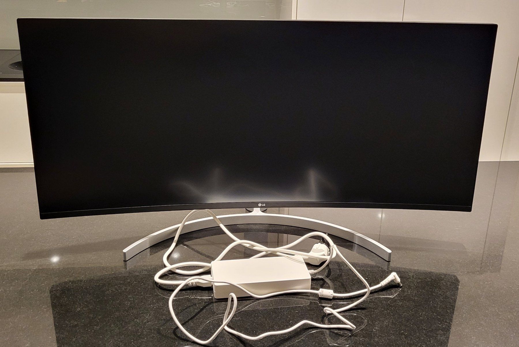 LG Monitor: LG UltraWide 38WN95CP-W – Nuovo (secondo la descrizione) da Euthal venduto da JoGer