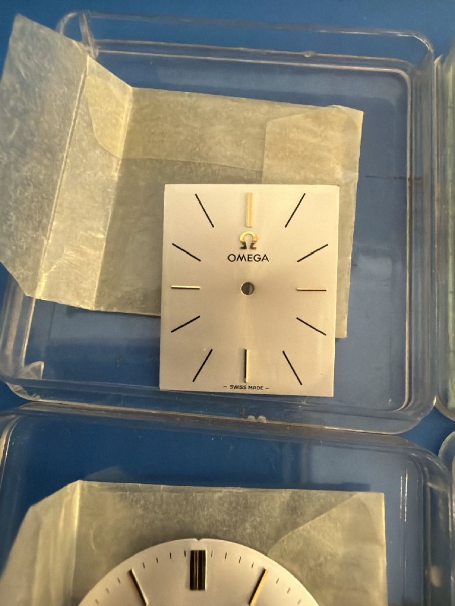 Omega Orologi: Lot de 2 cadrans Oméga NOS – Nuovo (secondo la descrizione) da Colombier NE venduto da har_g6bl 2