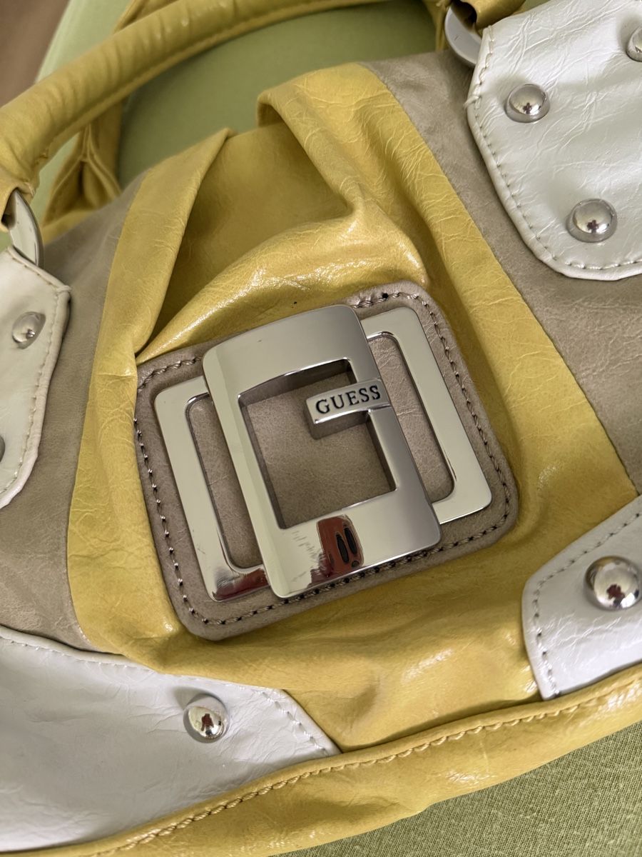 Guess Borse da donna: Guess Handtasche – Usato da Arth venduto da Mausmaki88 2