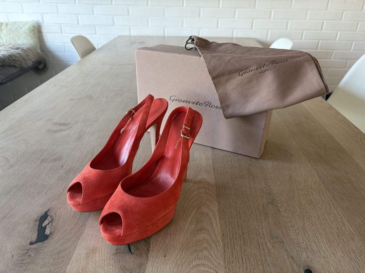 Gianvito Rossi Chaussures femmes: Gianvito Rossi Heels Gr 40 – D'occasion à Wohlen AG par zrhdus
